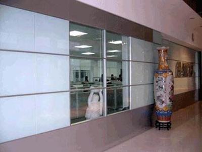 三聚氰胺板加清玻 (1)